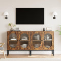 Glastueren praegen das Sideboard aus Holzwerkstoff